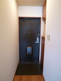 スタウトハイツ・ヒラタの玄関|玄関