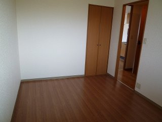 スタウトハイツ・ヒラタの内装|洋室