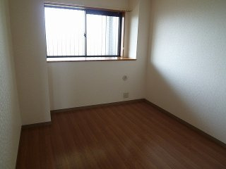 スタウトハイツ・ヒラタの内装|洋室