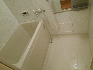 スタウトハイツ・ヒラタの浴室|ユニットバス