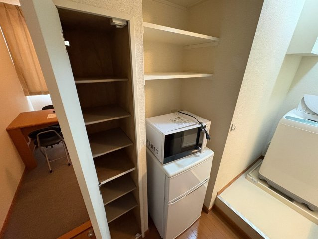 レオパレスフラワーヒルⅡの収納
