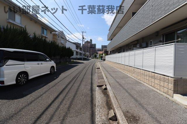 コートグレイスの周辺