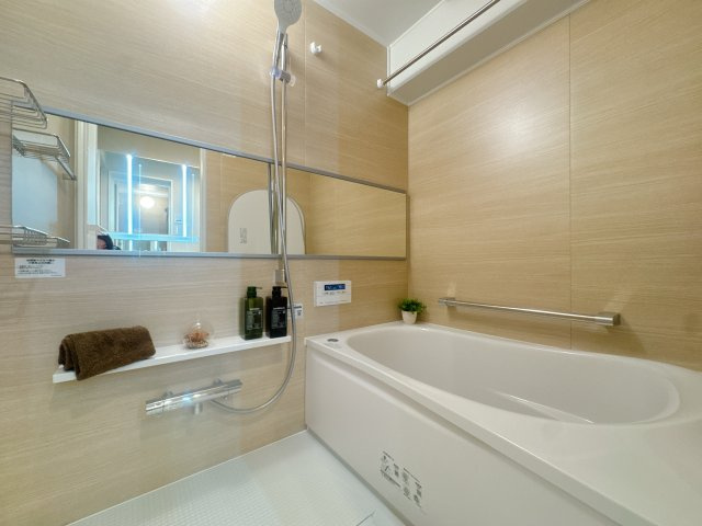 【浴室】 | 小倉スカイマンション☆仲介手数料無料☆ | 高級感溢れる新品交換済みのバスルームで、一日の疲れをいやしてください♪