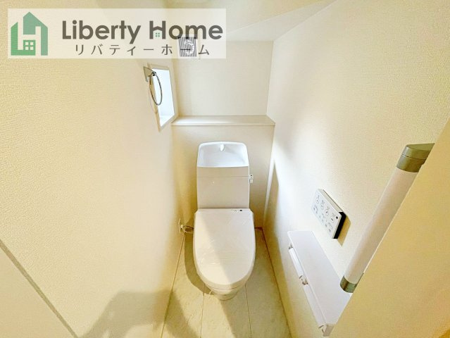 水戸市見川12期　新築戸建　5号棟のトイレ