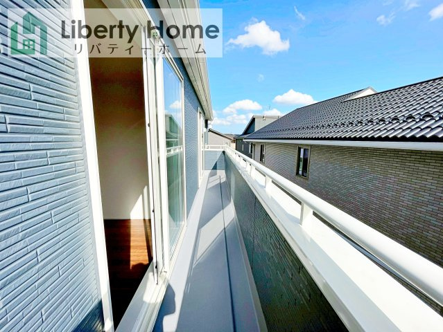 水戸市見川12期　新築戸建　5号棟のバルコニー