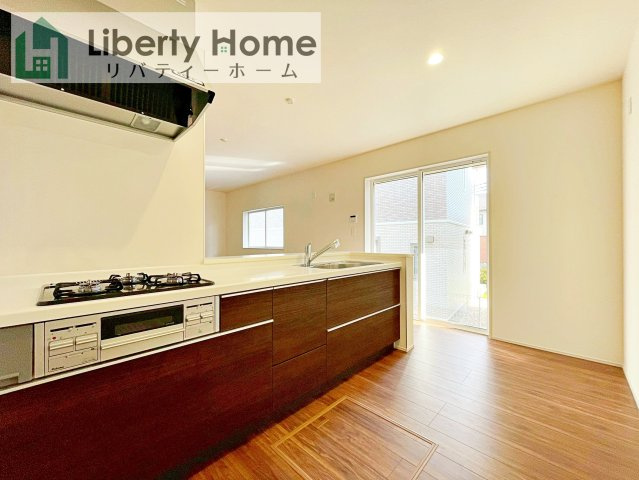 水戸市見川12期　新築戸建　5号棟のキッチン