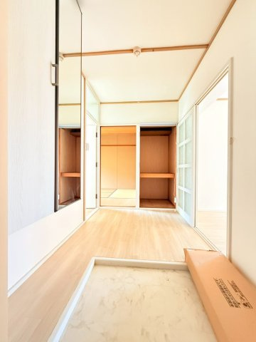 明石貴崎鉄筋住宅10号棟の玄関