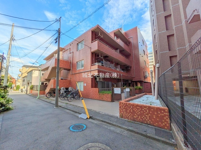 モナークマンション第2方南B棟の外観