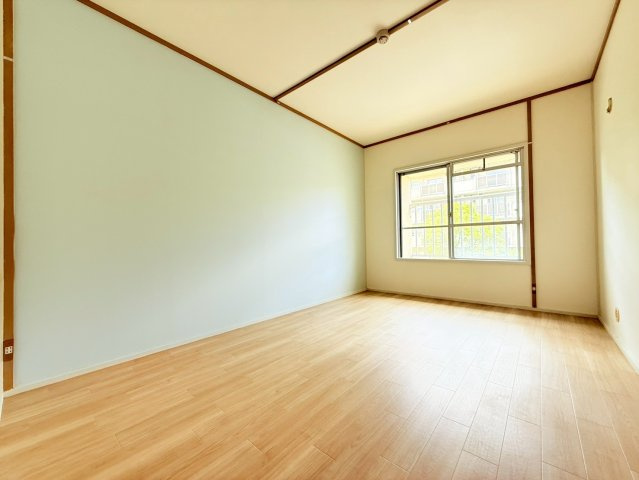 明石貴崎鉄筋住宅5号棟の子供部屋