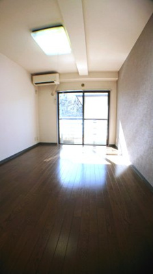 【洋室】 | 伴賛館