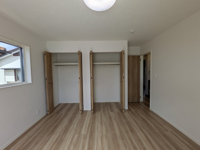 お子様育てる環境としては抜群！庭ある【旭区上白根２丁目】新築戸建の収納|収納豊富です