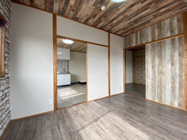 藤原マンションの洋室