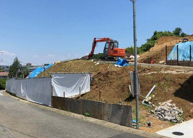【外観】 | 物件の詳細については、現地を見てわかること以外に、役所や法務局などで調べないとわからないことがあります。そのため、現地に行く場合は、もしこの物件を買ったらどのような生活ができるかをイメージしましょう。