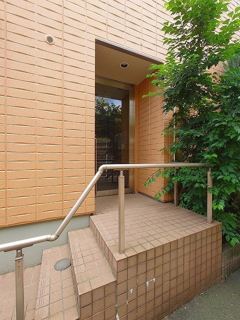 セレーヌ目白のエントランス|★エントランス★