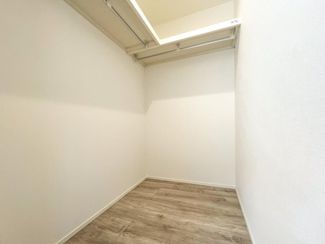 新築分譲［ミラクラス磯辺］の収納|７．５帖居室には収納力の高いウォークインクローゼット付き