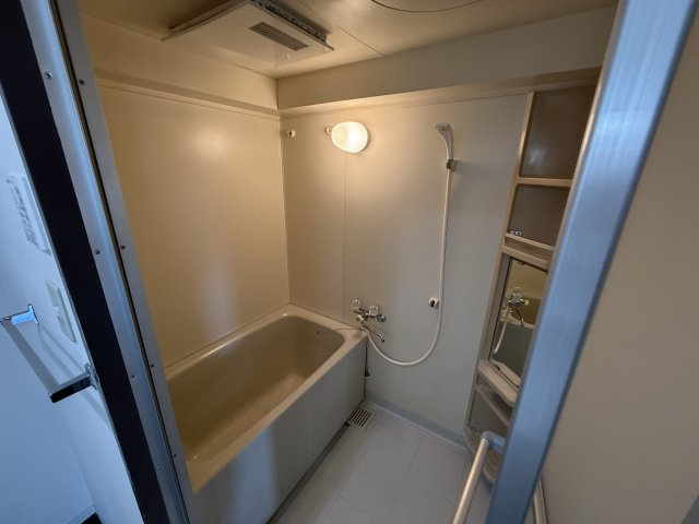 プランドール東豊中Ⅱの浴室