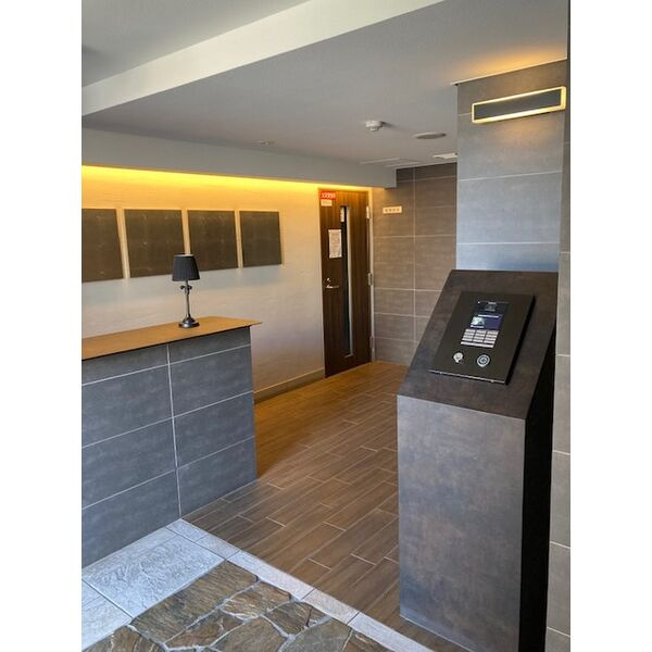 ル・パルトネール姫路平野町のエントランス