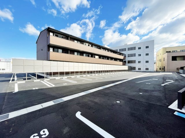 サンセール問屋町Ⅱの駐車場