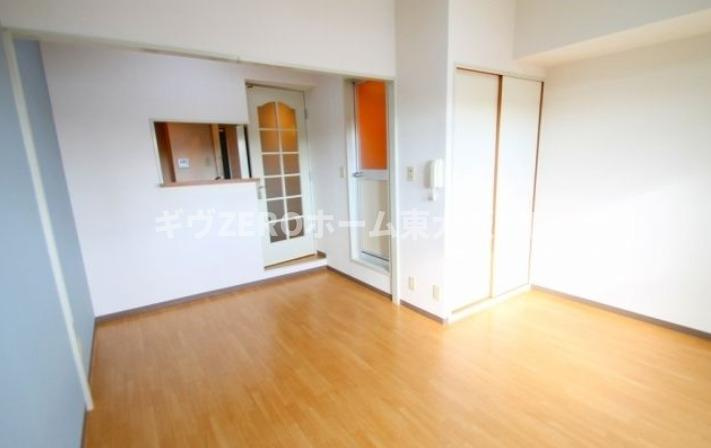 ディアコートの居間・リビング