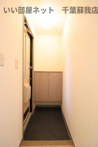 フローラ　春の玄関|明るい玄関です