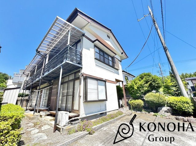 【中古戸建】渋川市金井の外観|■外観｜土日のご見学はもちろん、平日・夜間のご案内も大歓迎です♪「今から見たい」や「仕事終わりに見たい」にもご対応できますのでお気軽にお問い合わせください♪