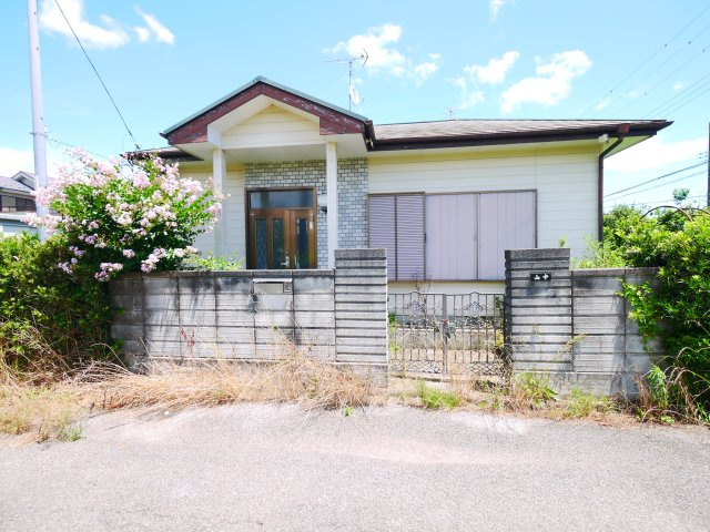 茂原市千町　平家中古戸建の外観|敷地約117坪　家庭菜園・ドックラン・バーベキュー可能です。閑静な分譲地内 ２LDK平家角地