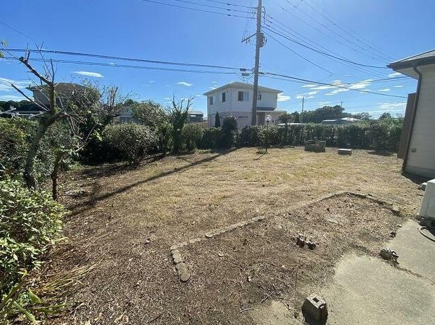 茂原市千町　平家中古戸建の庭|敷地約117坪　家庭菜園・ドックラン・バーベキュー可能です。閑静な分譲地内 ２LDK平家角地