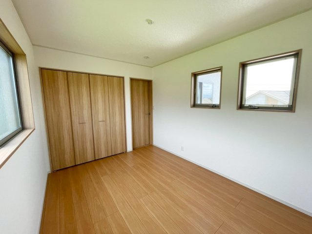 【洋室】 | 安中市秋間みのりが丘22-P1