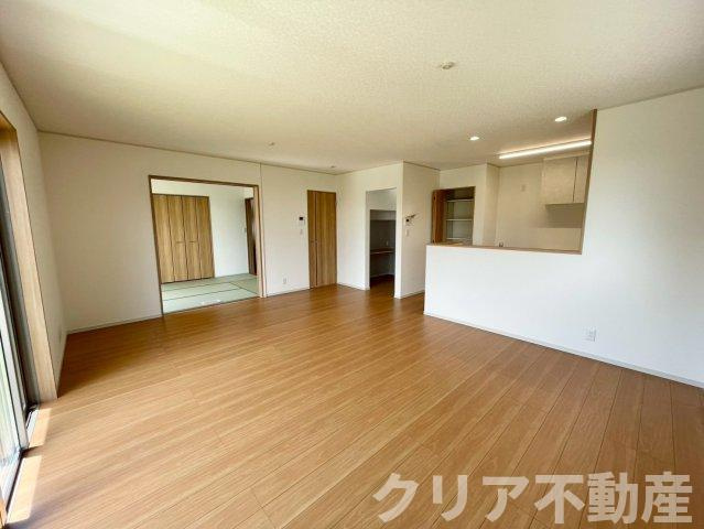 【居間・リビング】 | 安中市秋間みのりが丘22-P1