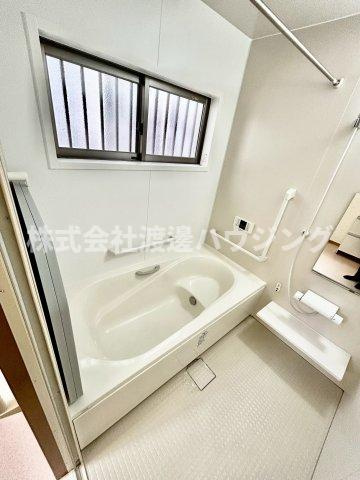 庄内幸町一戸建の浴室