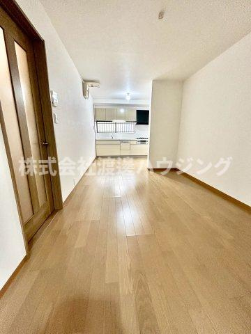 庄内幸町一戸建の居間・リビング