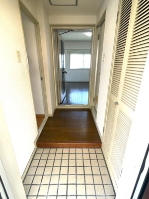 【居間・リビング】 | ＴＡＳＫ　ＩＮ　２ｂｅ１　 403 | 明るいキッチン♪