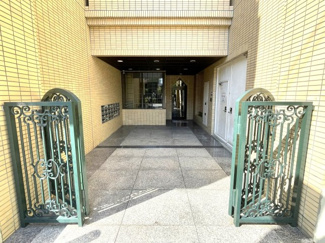 【外観】 | ＴＡＳＫ　ＩＮ　２ｂｅ１　 403 | ■総タイル張りで分譲グレードのお洒落なマンションです