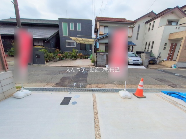 中根町4期の駐車場