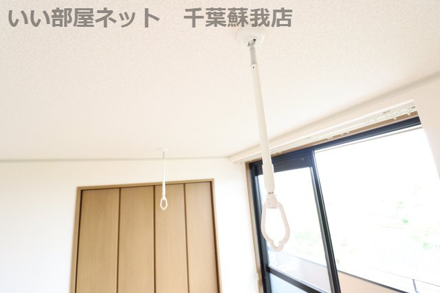 ファーストターフ鎌取　Ｃのその他|室内物干