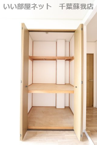 ファーストターフ鎌取　Ｃの収納|ちょっとした収納スペースも充実しています