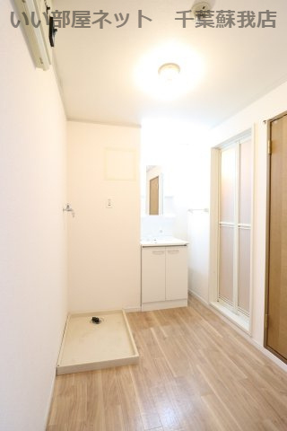 ファーストターフ鎌取　Ｃの洗面所|使いやすい洗面所です