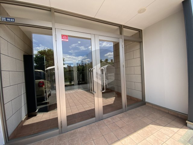 くすのき城OZのエントランス