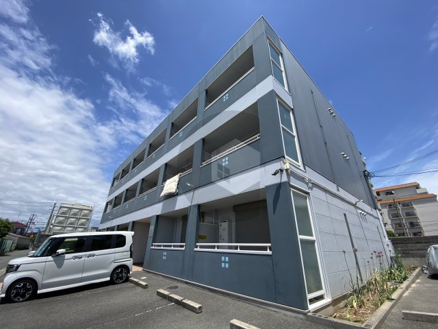 くすのき城OZの外観