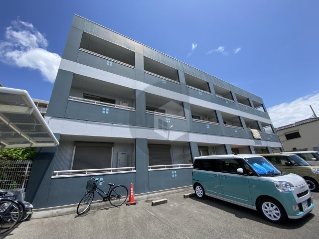 くすのき城OZの外観