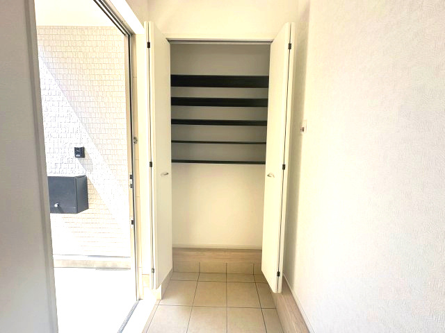 売新築戸建　静岡市葵区竜南３丁目の玄関