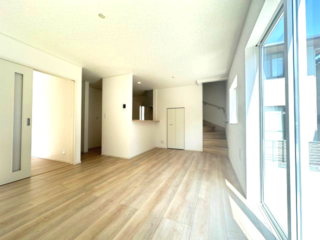 売新築戸建　静岡市葵区竜南３丁目の居間・リビング