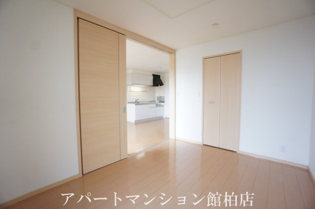 カーサ大井Cの洋室