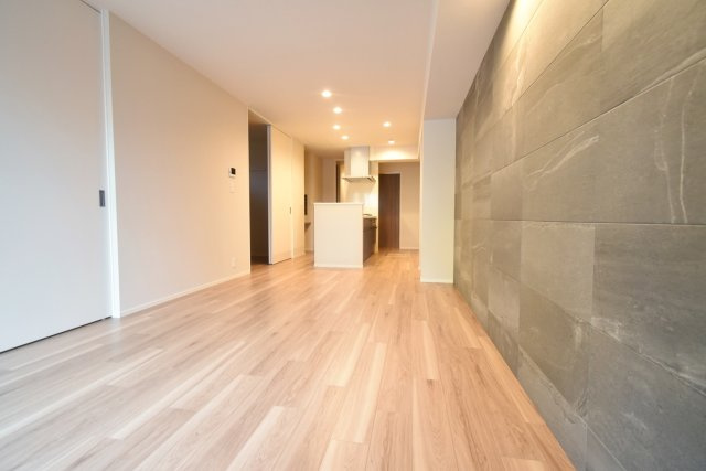 ヘーベルメゾン甲子園の居間・リビング