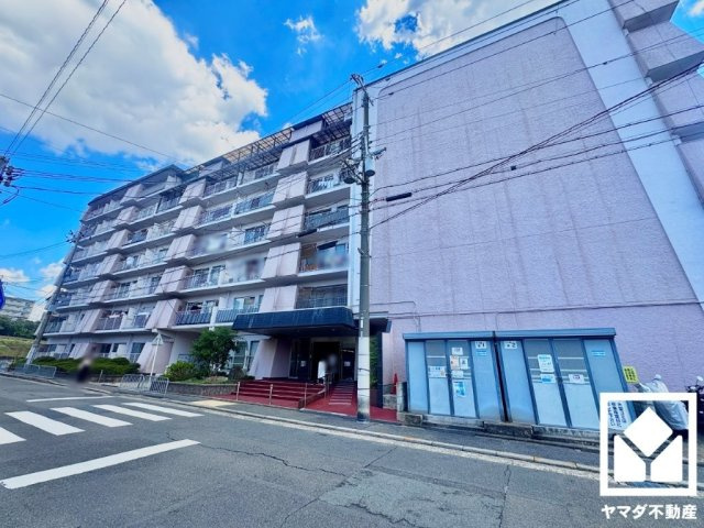 西京極ガーデンハイツの外観