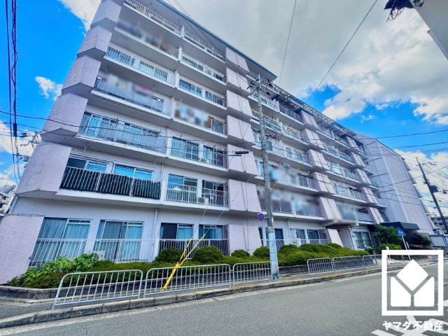 西京極ガーデンハイツの外観