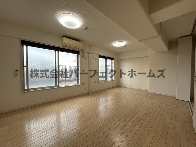 グランパティオ枚方の居間・リビング|ゆったり過ごせる居間です