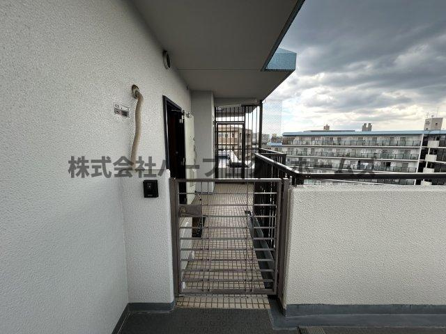 グランパティオ枚方のエントランス|ゆとりのあるエントランスです