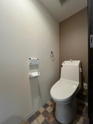 Luxe浜寺　B棟のトイレ