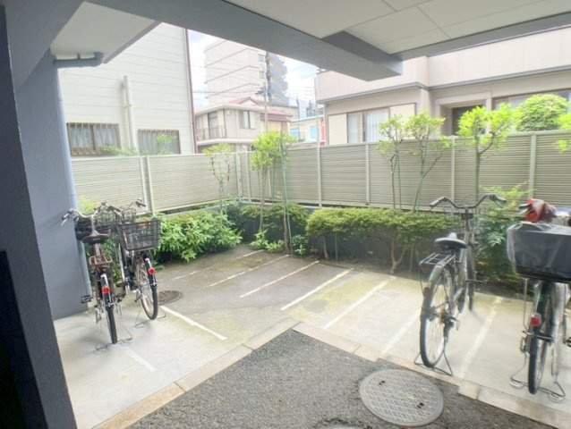 セザール川口並木町の駐輪場|共用部・駐輪場